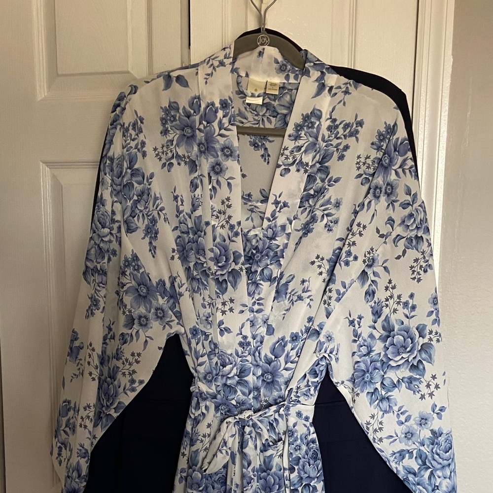 Victoria's Secret Blue Floral Robe